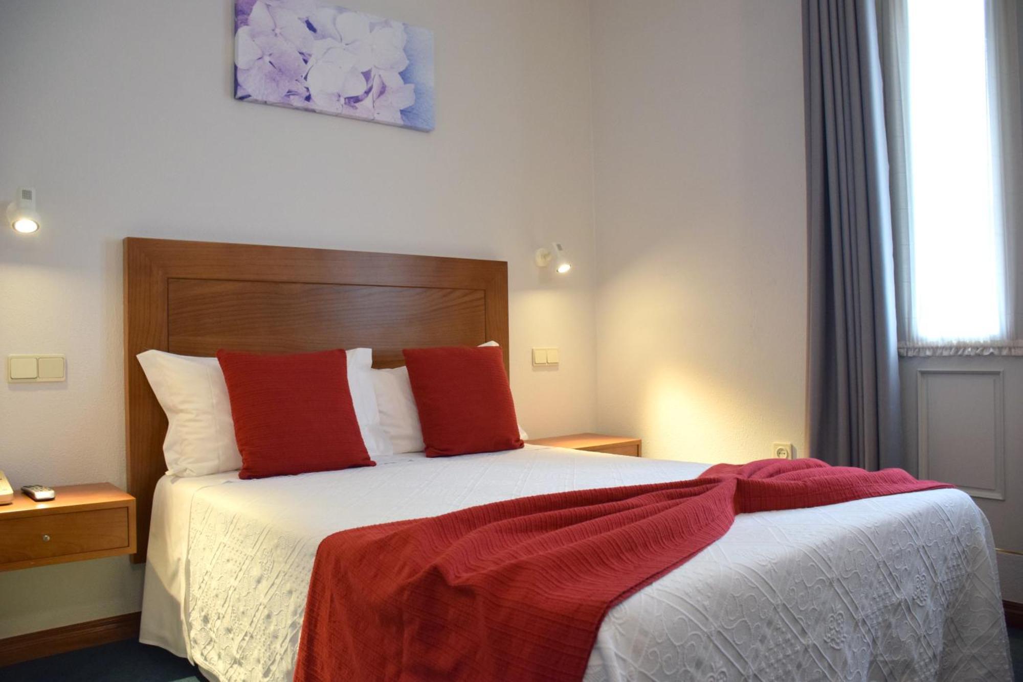 Lusitana Hotel OOporto Habitación foto